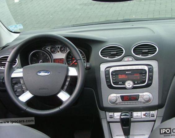 Focus Coupe-Cabriolet Ford Specifications sedan