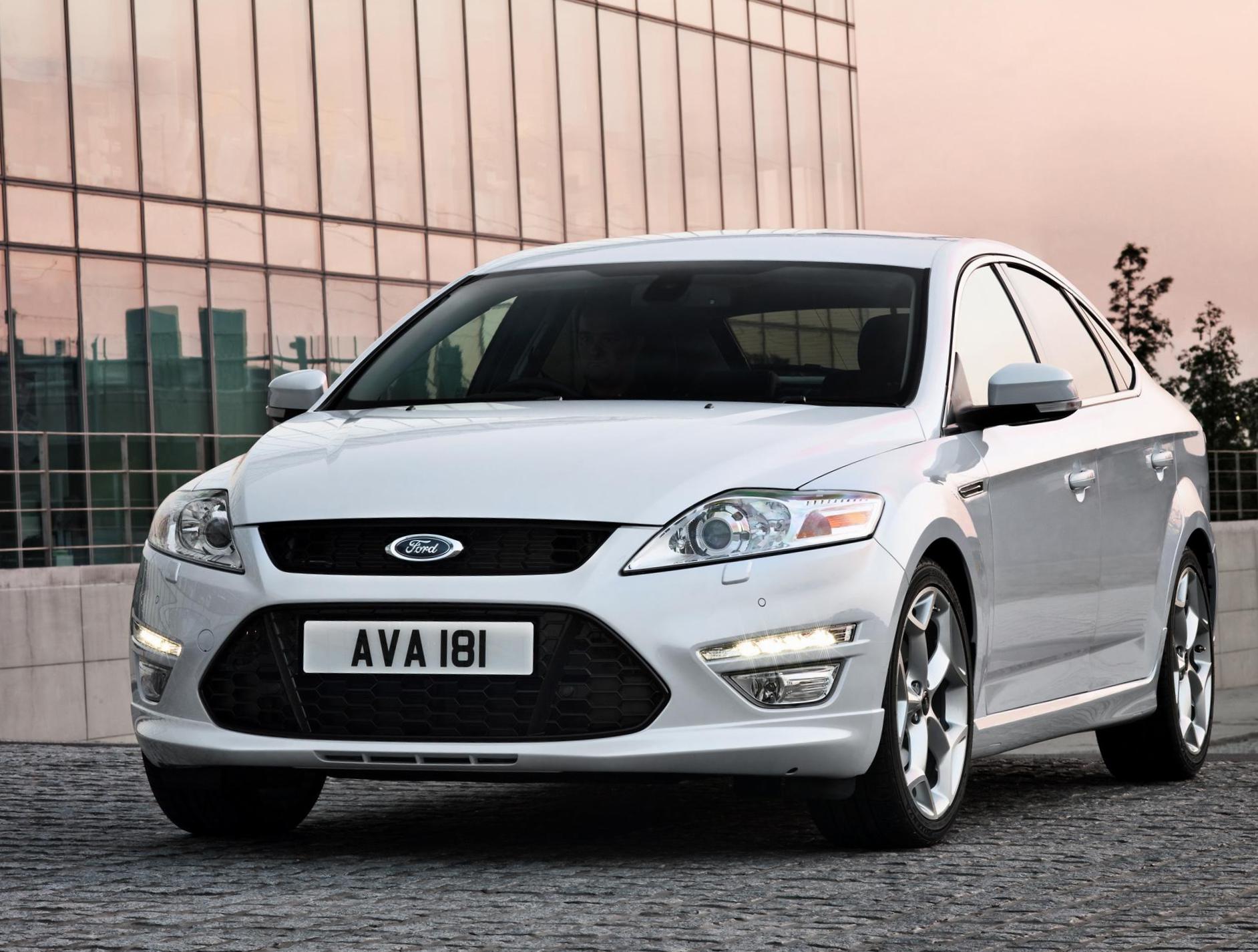 Mondeo Hatchback Ford price coupe