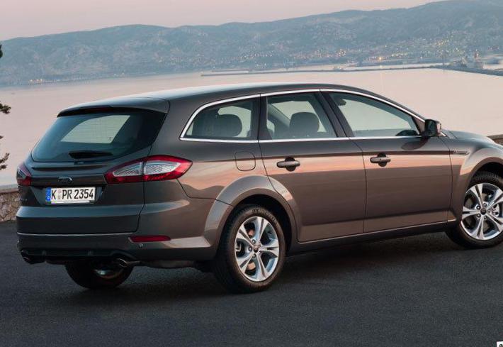 Ford Mondeo Wagon specs 2011