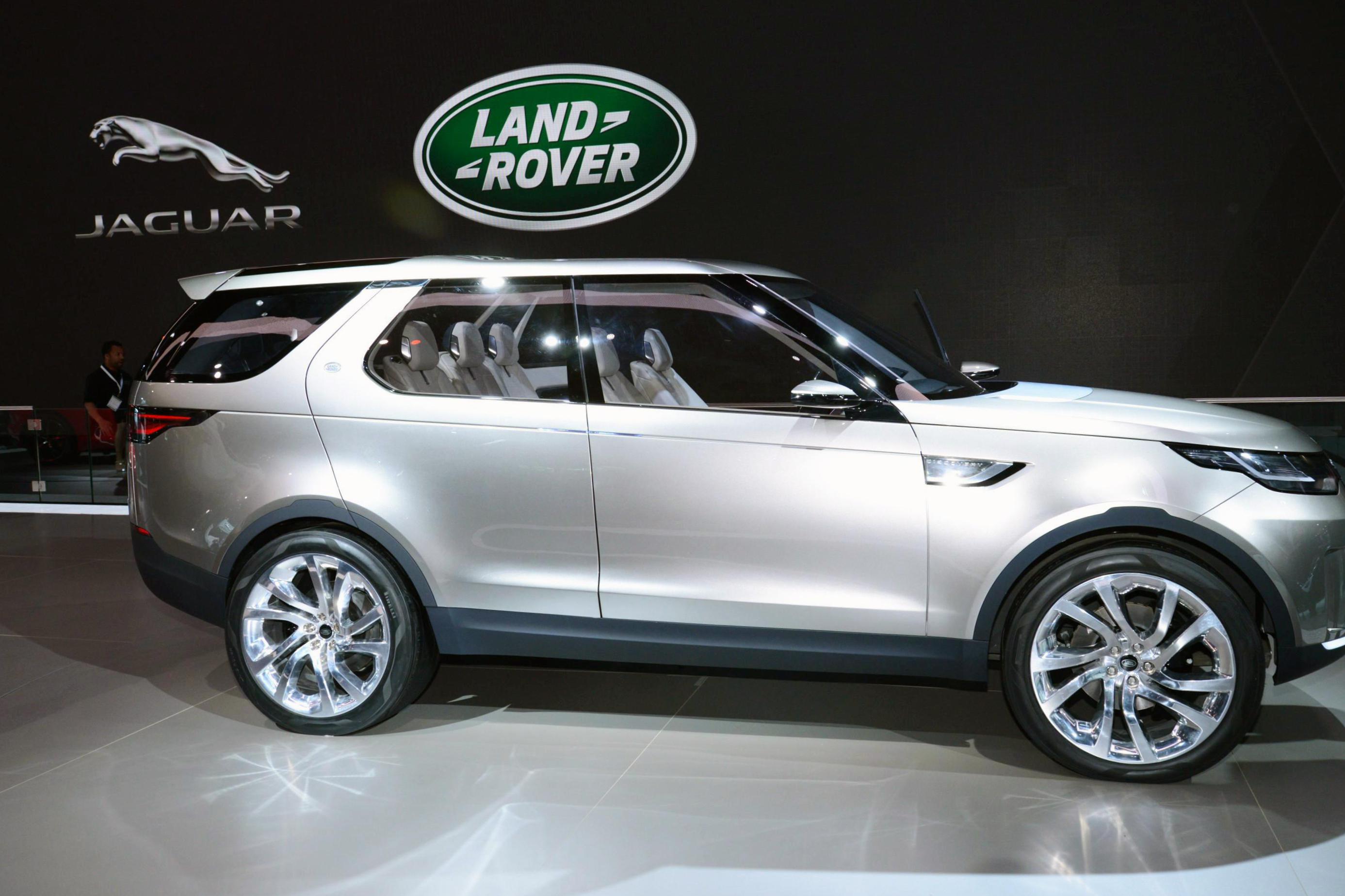 Discovery Sport Land Rover model sedan