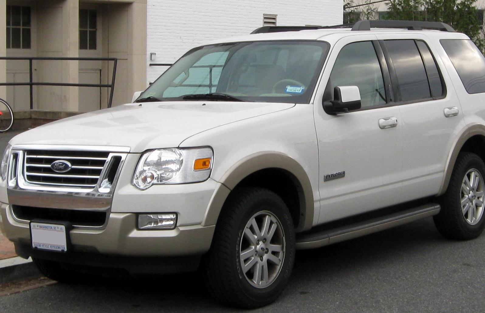 Ford Explorer cost 2006