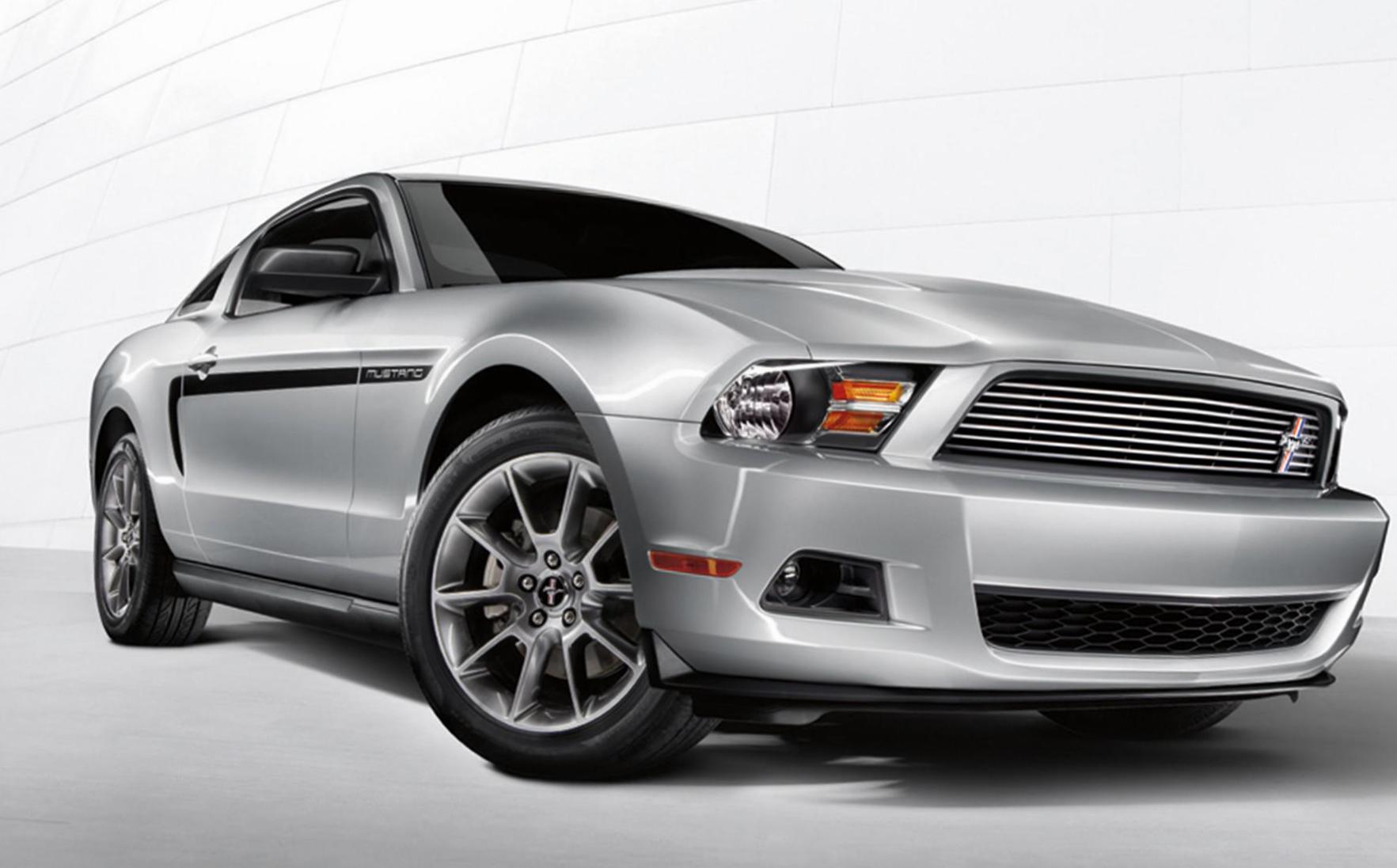 Ford Mustang auto 2014