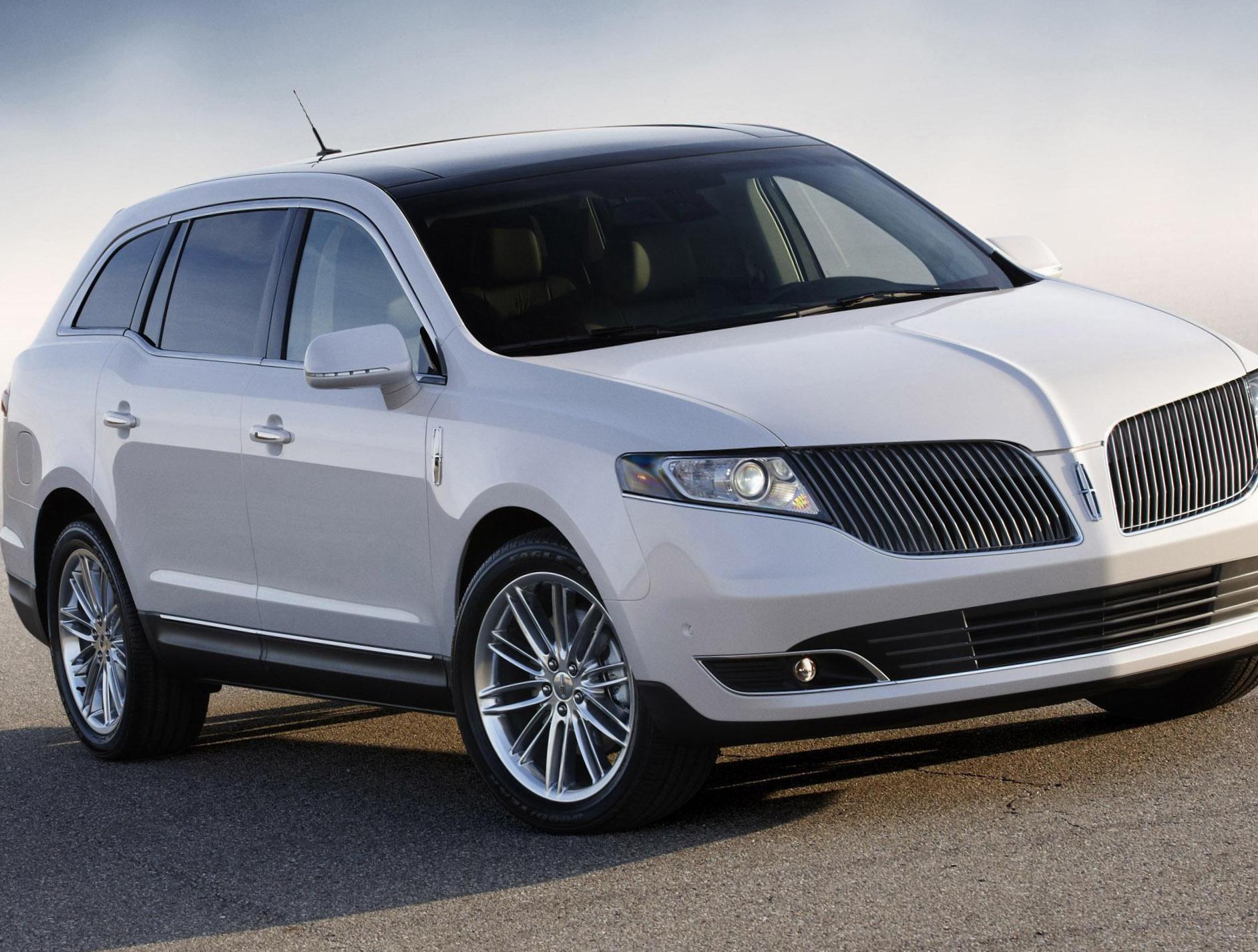 Lincoln MKT cost 2011