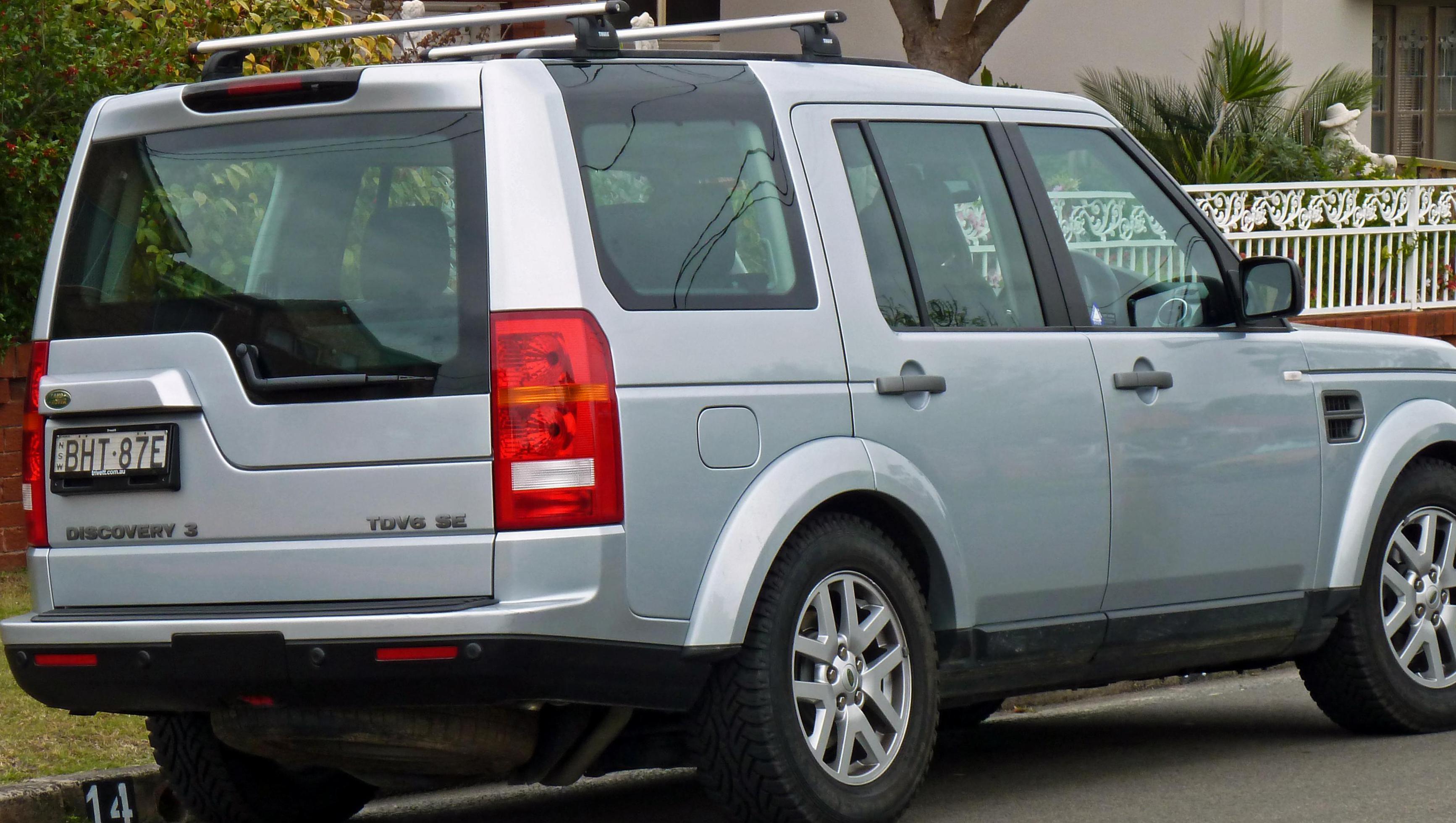 Land Rover Discovery 3 how mach hatchback