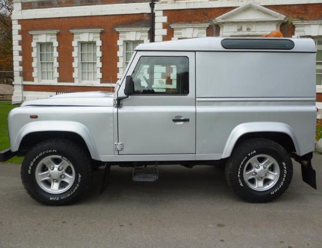 90 Hard Top Land Rover approved 2009