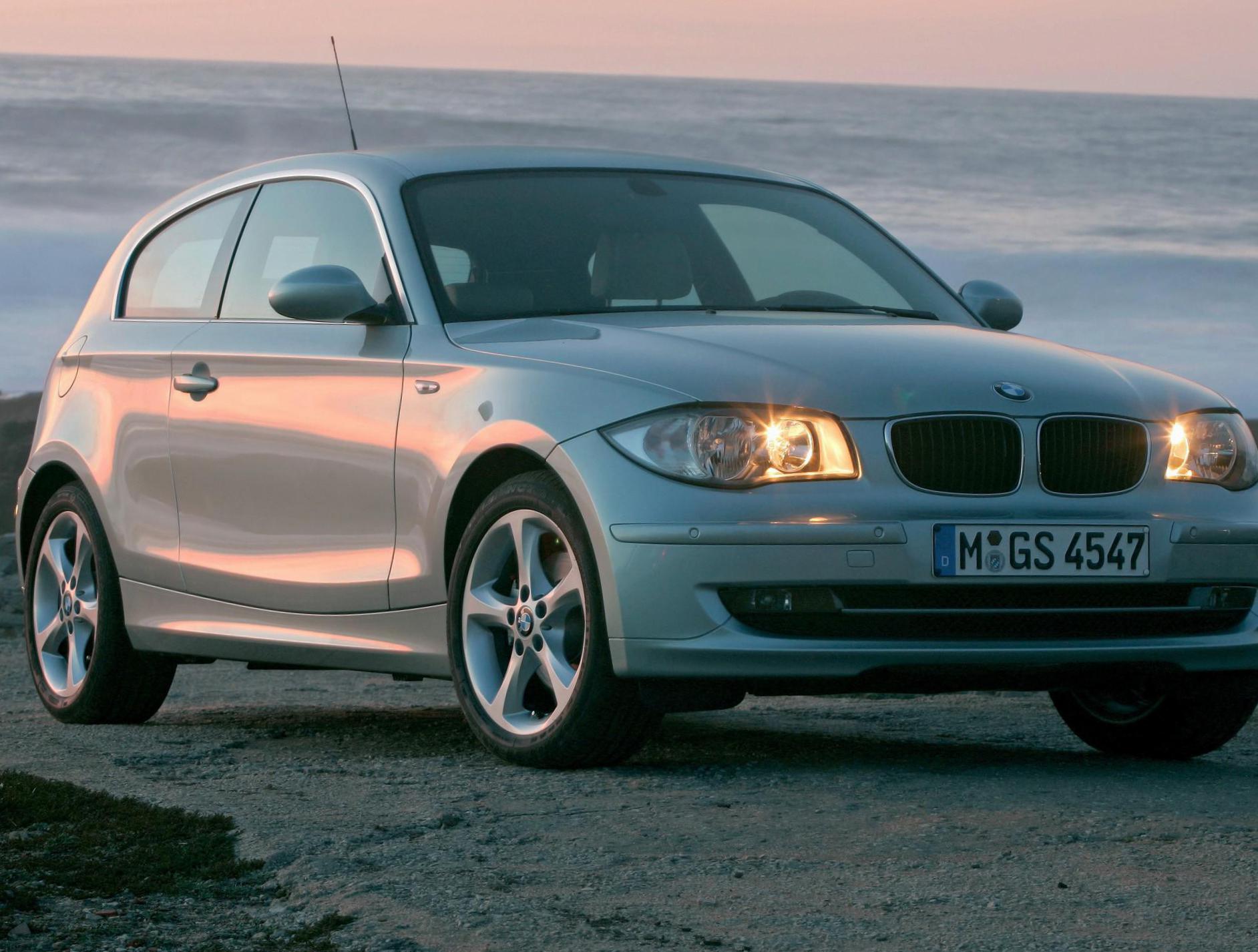 1 Series 3 doors (E81) BMW Specifications 2010