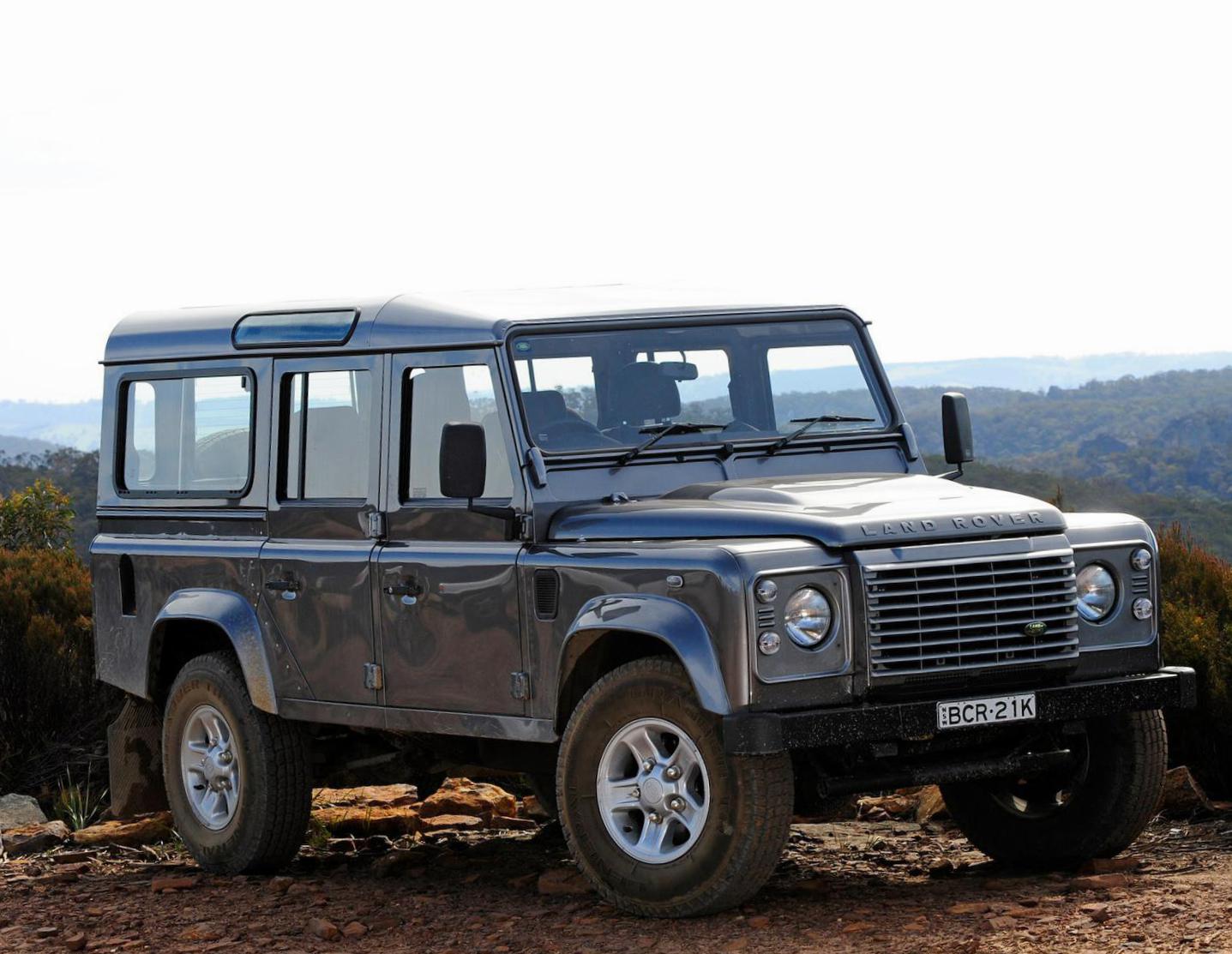 Land Rover 110 Station Wagon specs 2013