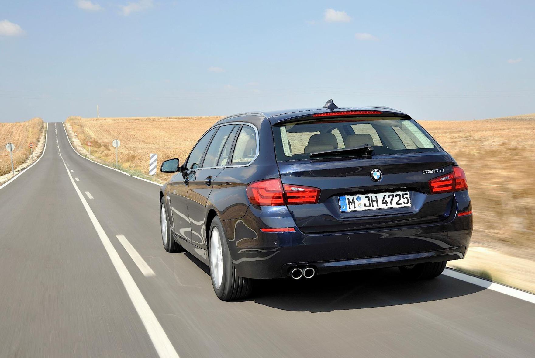 BMW 5 Series Touring (F11) approved hatchback