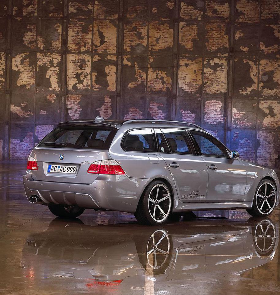 BMW 5 Series Touring (E61) price sedan