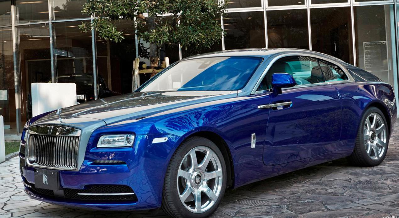 Wraith Rolls-Royce lease suv