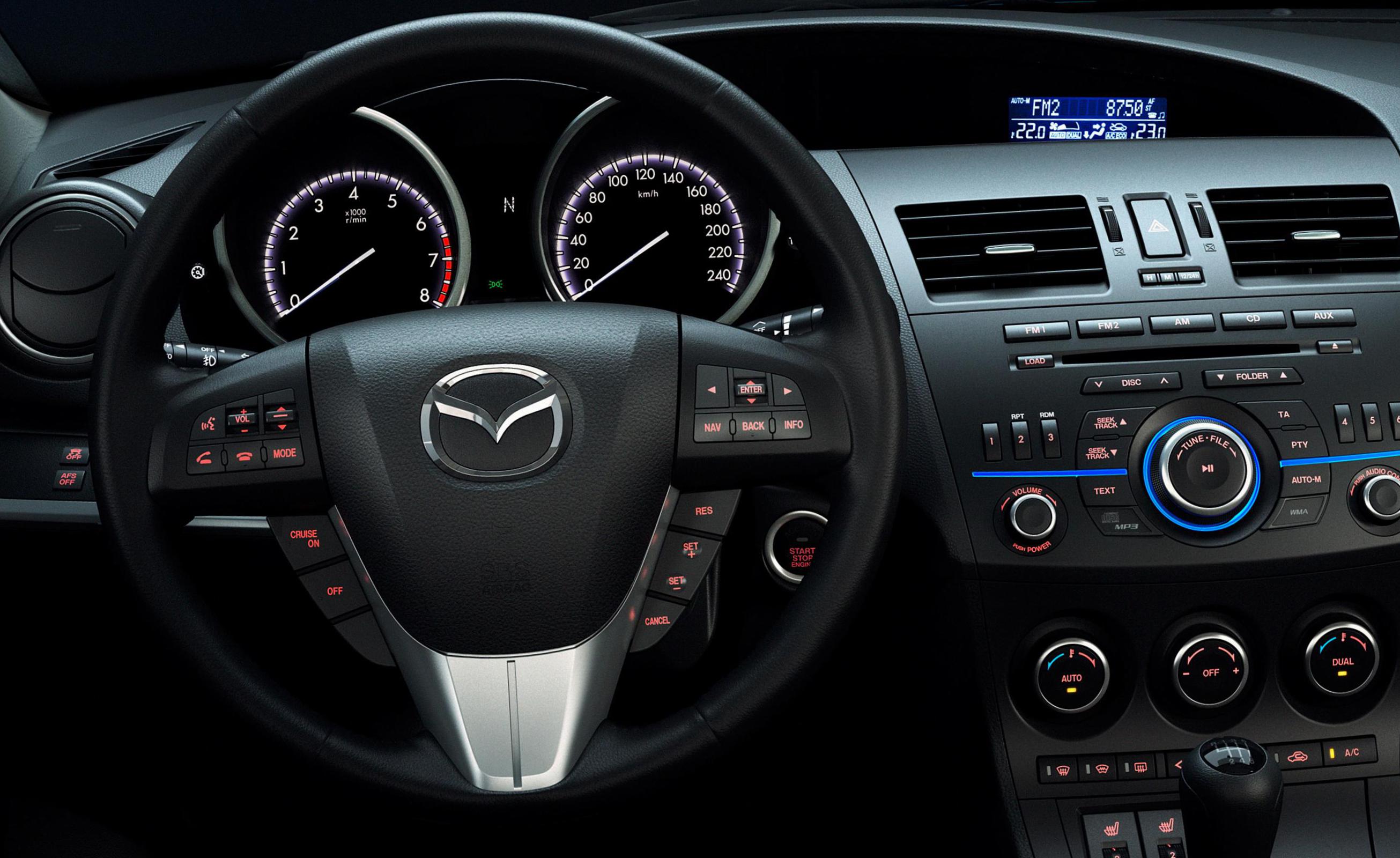 3 Sedan Mazda reviews hatchback
