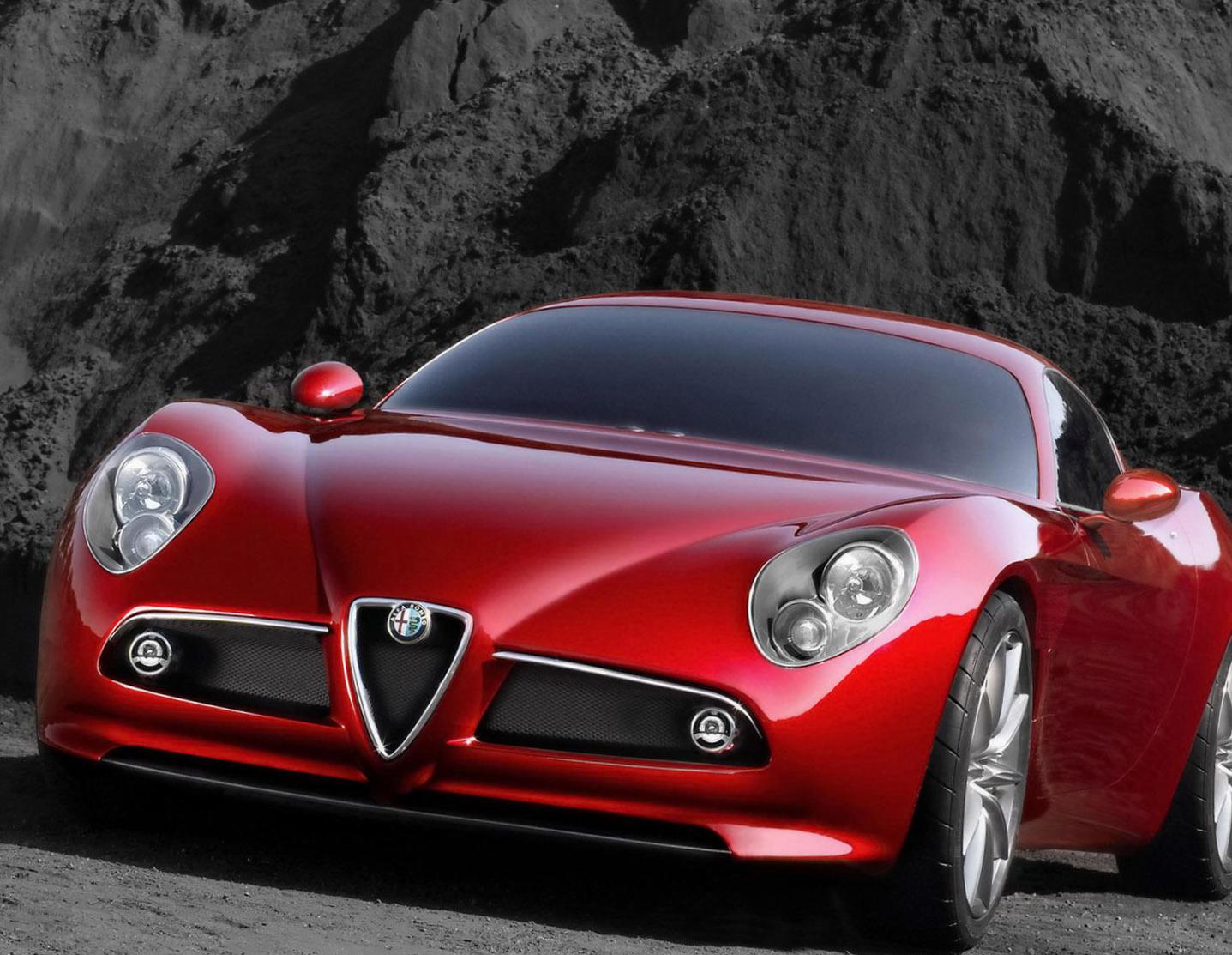 8C Competizione Alfa Romeo Specifications 2013
