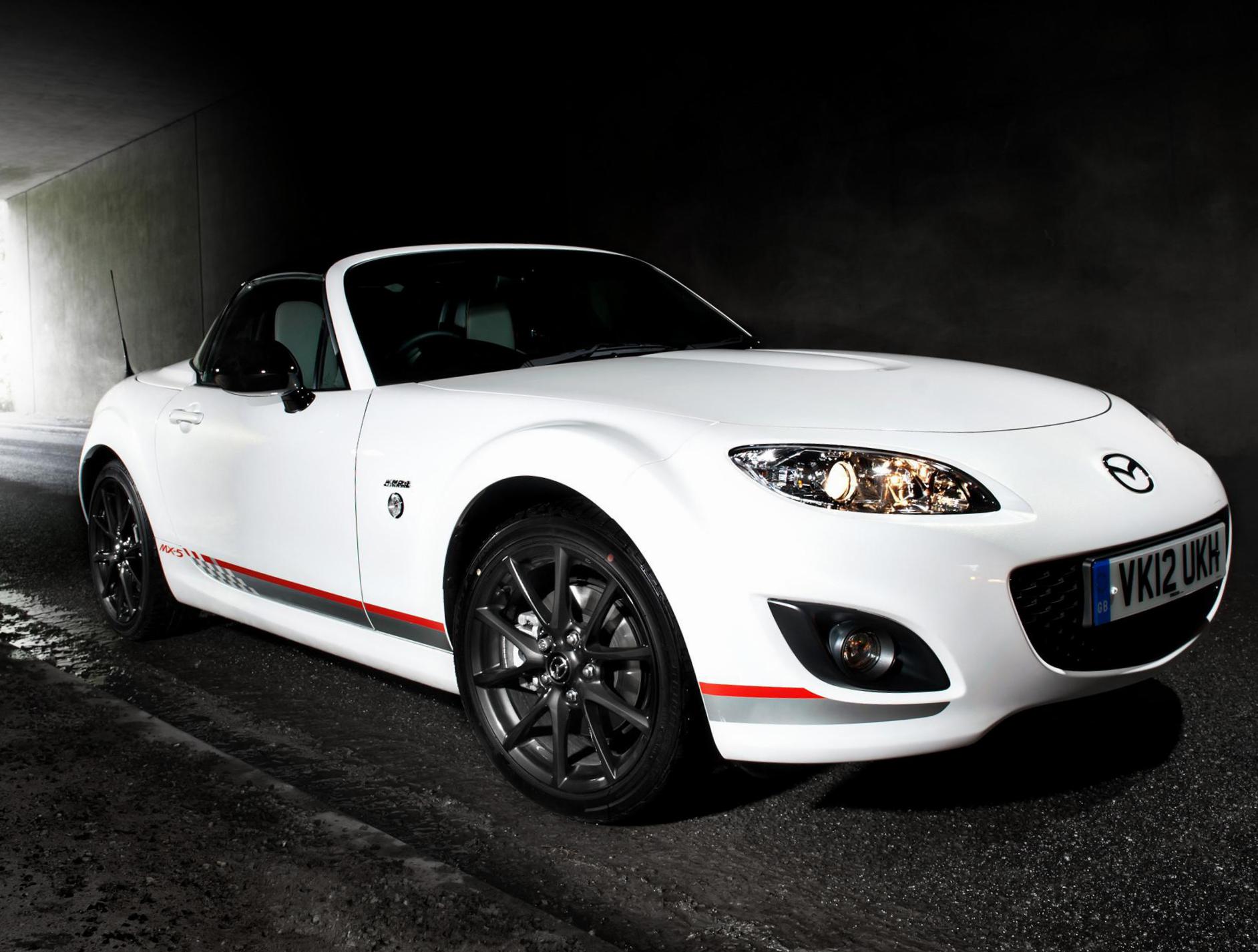 Mazda MX-5 Roadster Coupe review wagon