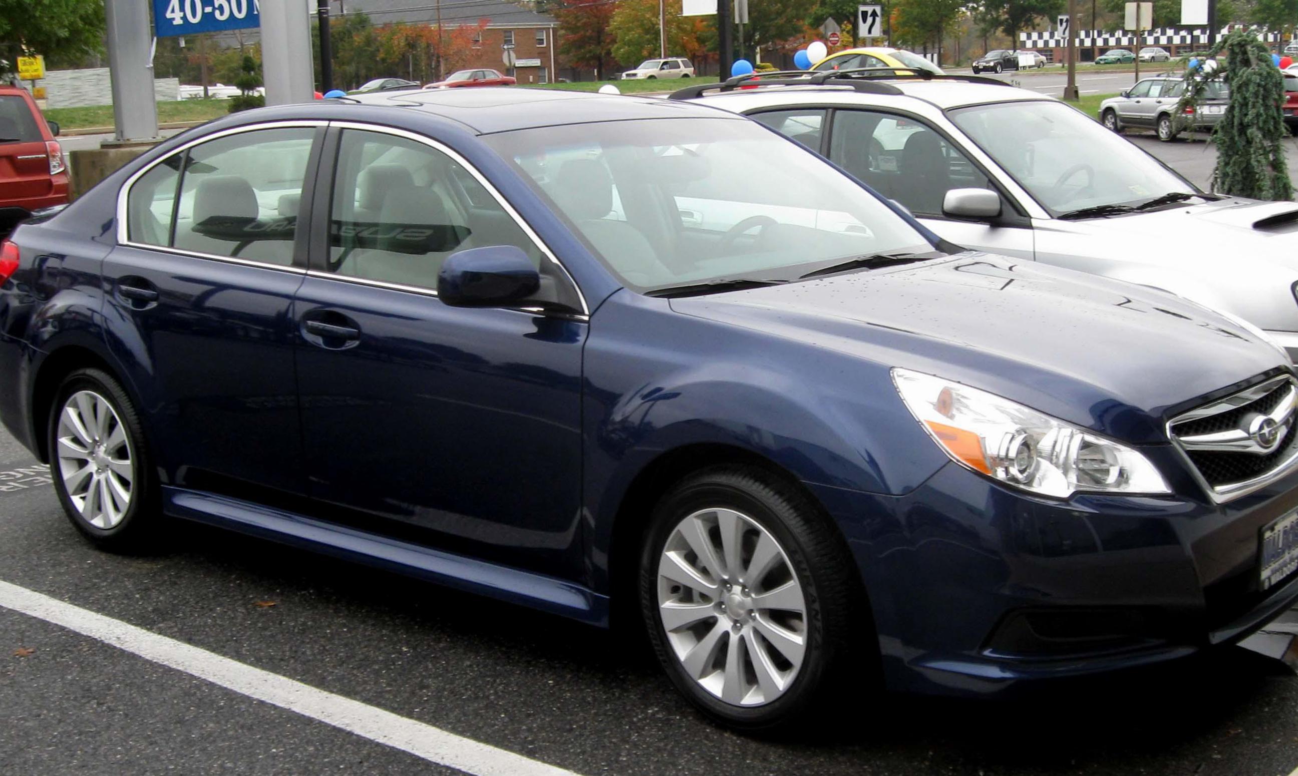 Subaru Legacy reviews 2012