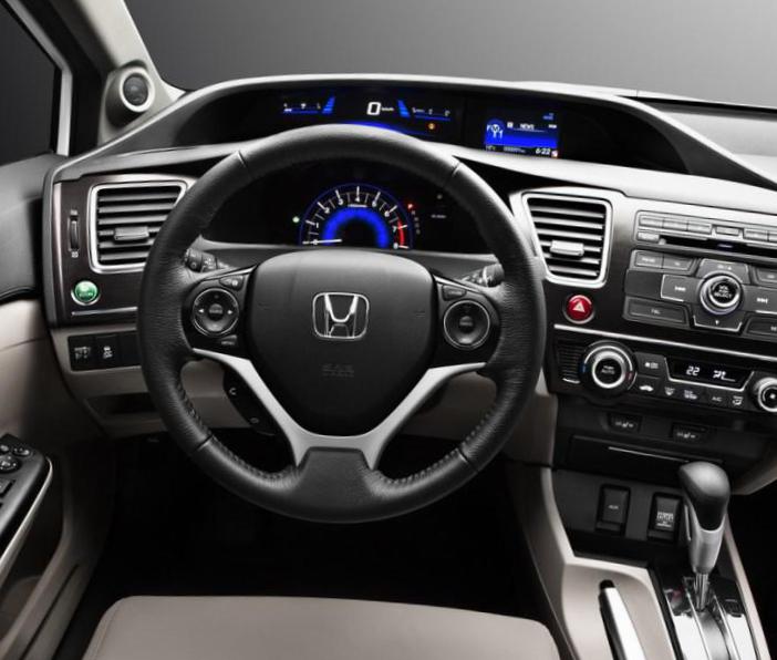Honda Civic 4D used 2013