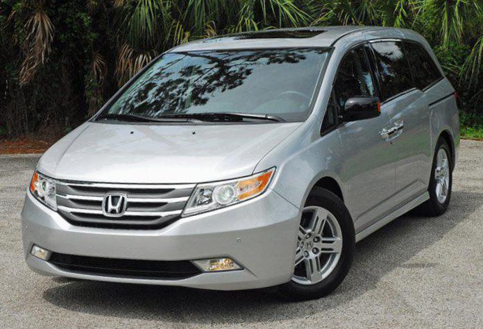 Honda Odyssey model suv