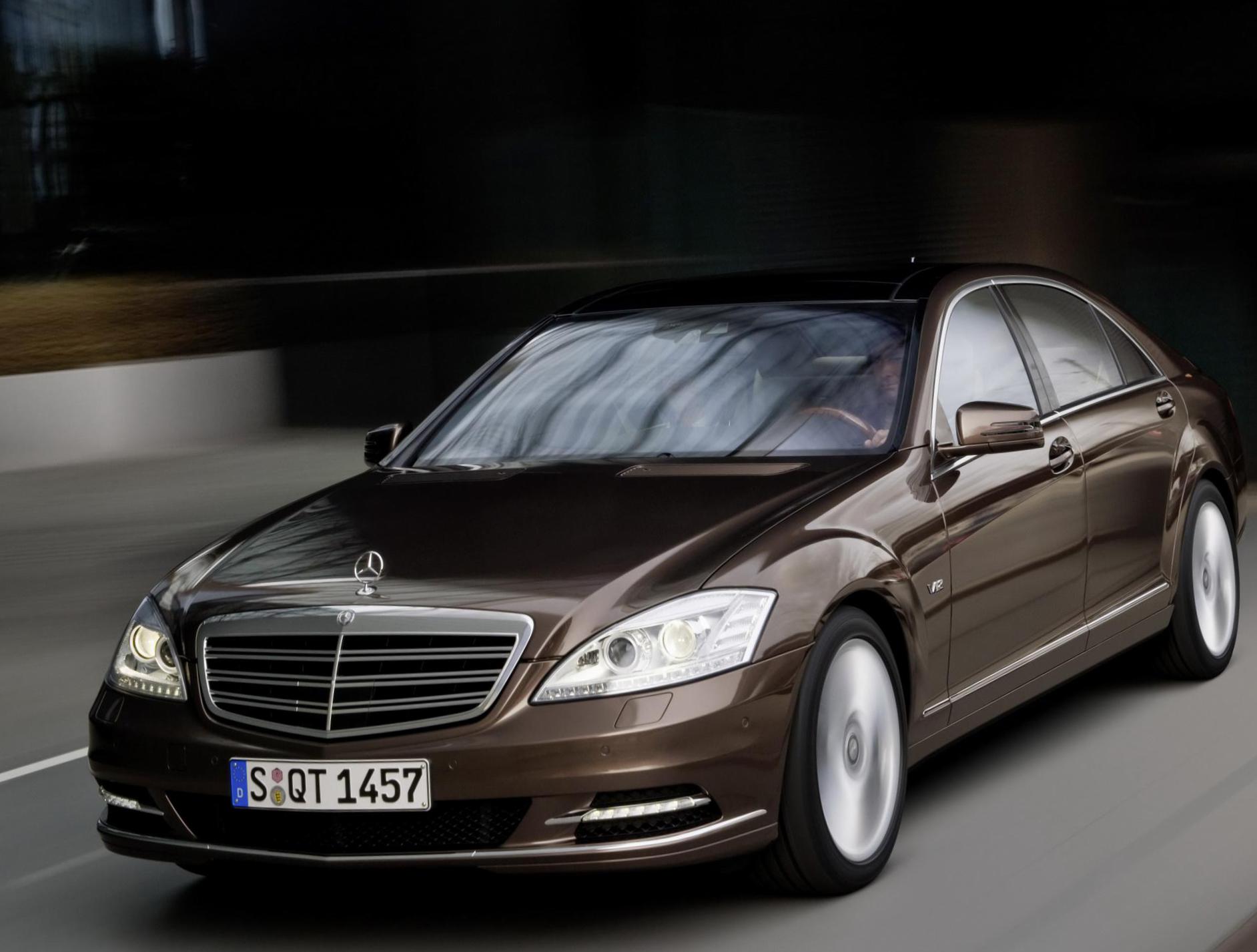 Mercedes S-Class  (W221) review 2009