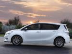 Toyota Verso Photos and Specs. Photo: Verso Toyota parts and 24 perfect