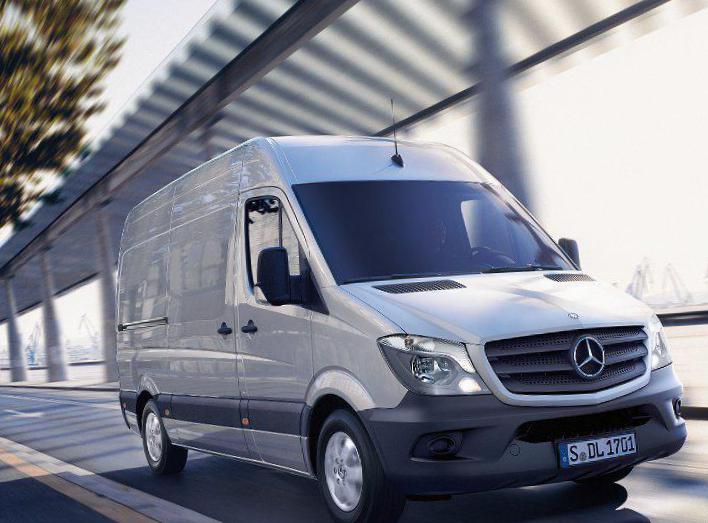 Mercedes Sprinter Furgon (NCV3) 2013 van