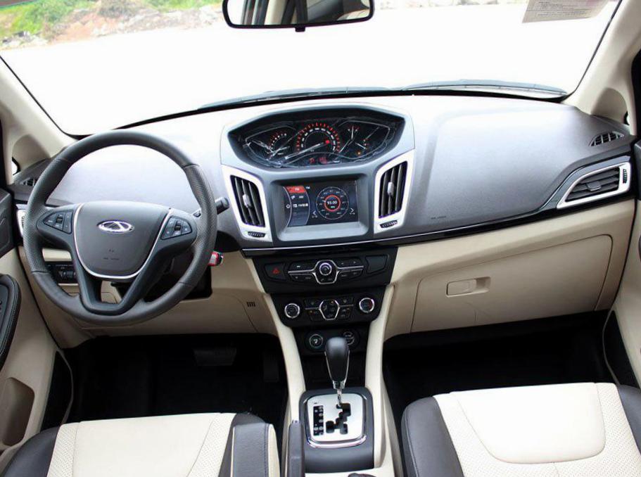 Chery Arrizo M7 2015 minivan
