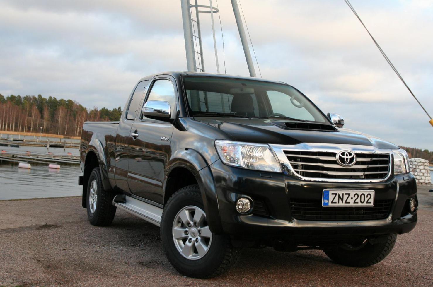 Toyota Hilux Extra Cab 2011 pickup