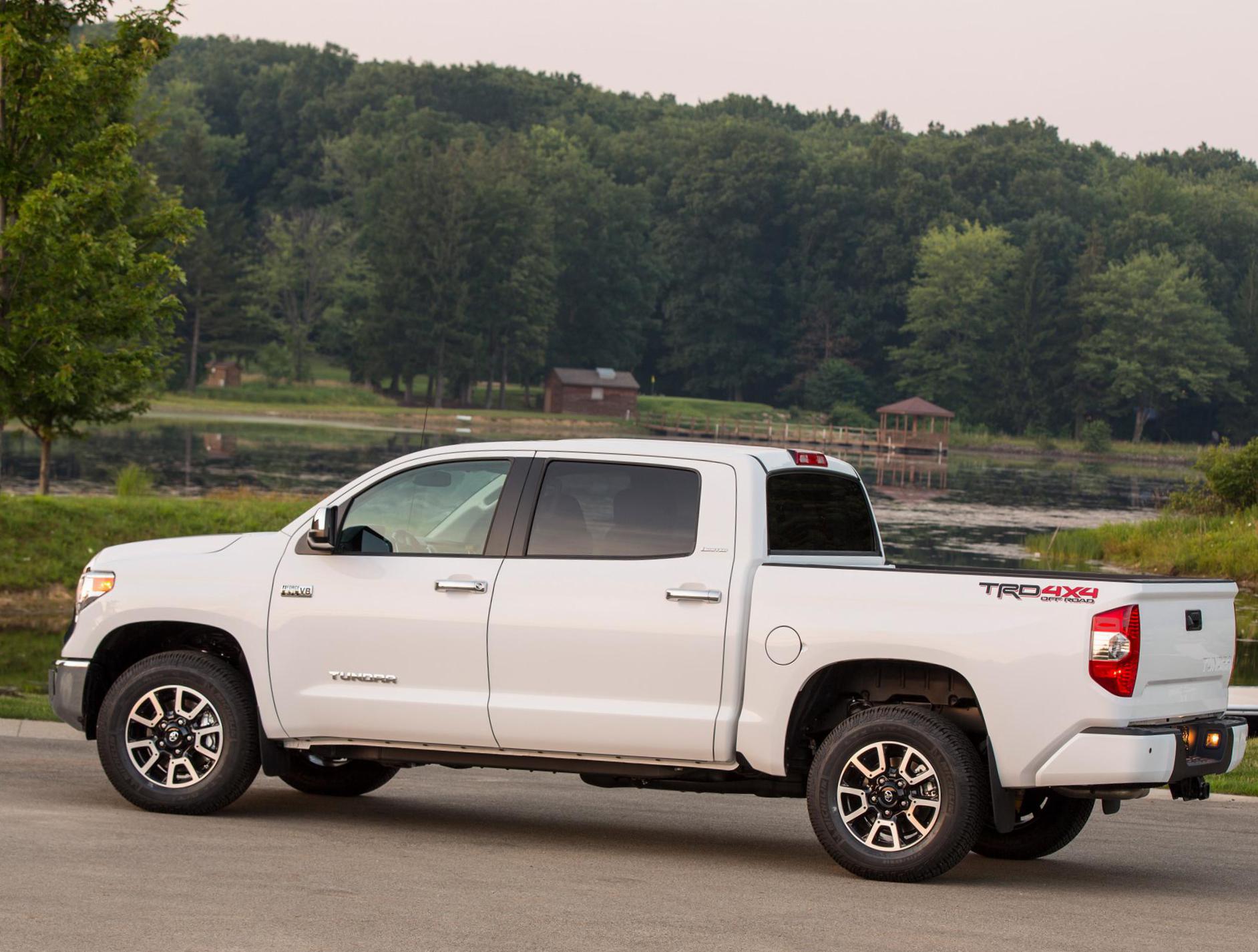 Toyota Tundra CrewMax 2013 pickup