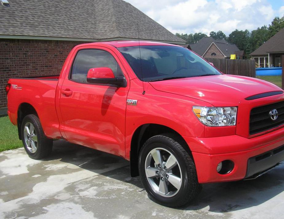 Rear view of Toyota Tundra Regular Cab 2009
