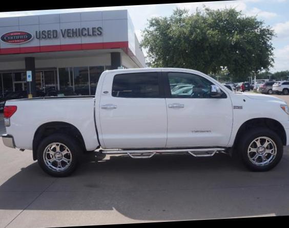 Toyota Tundra CrewMax 2009 pickup