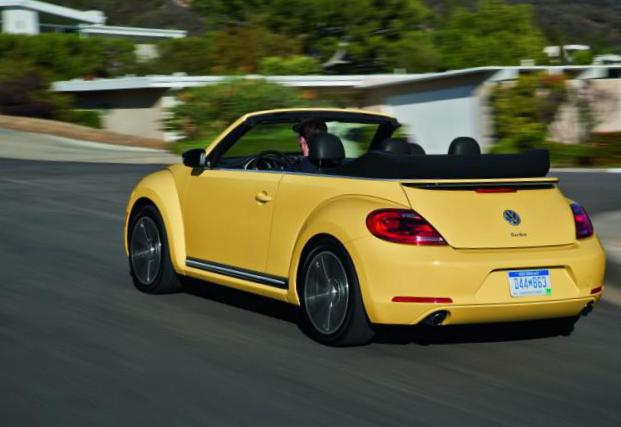 Volkswagen Beetle Cabriolet 2012 cabriolet