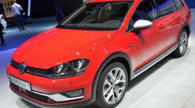 Volkswagen Golf Alltrack 2014 wagon