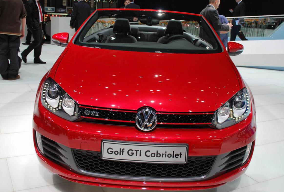 Volkswagen Golf GTI Cabriolet 2012 cabriolet