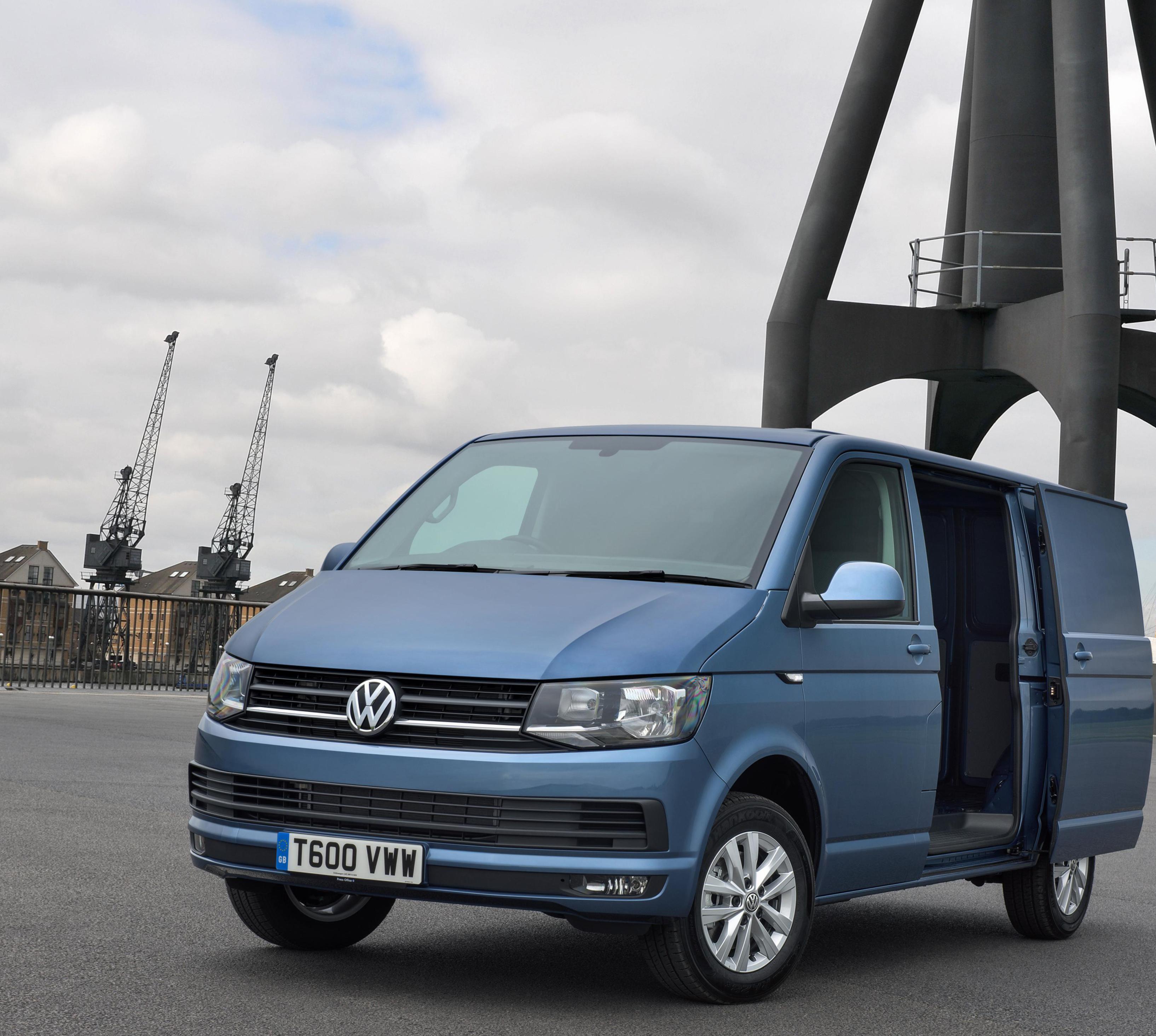 Rear view of Volkswagen Transporter Kasten 2015