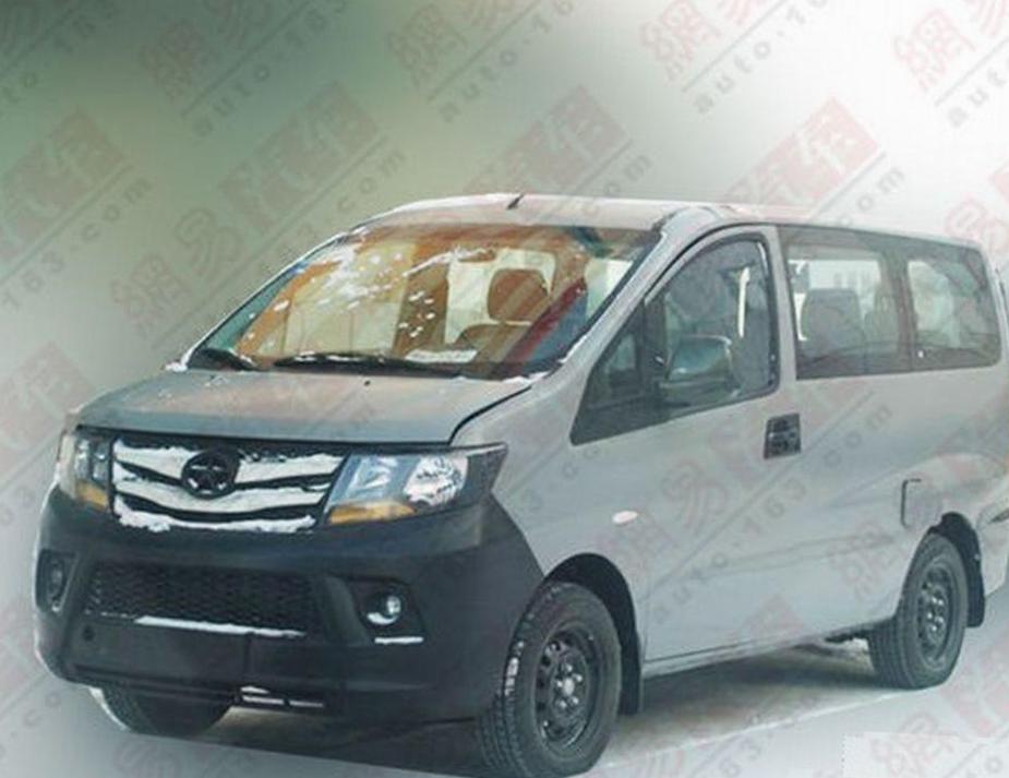 JAC M3 2014 minivan