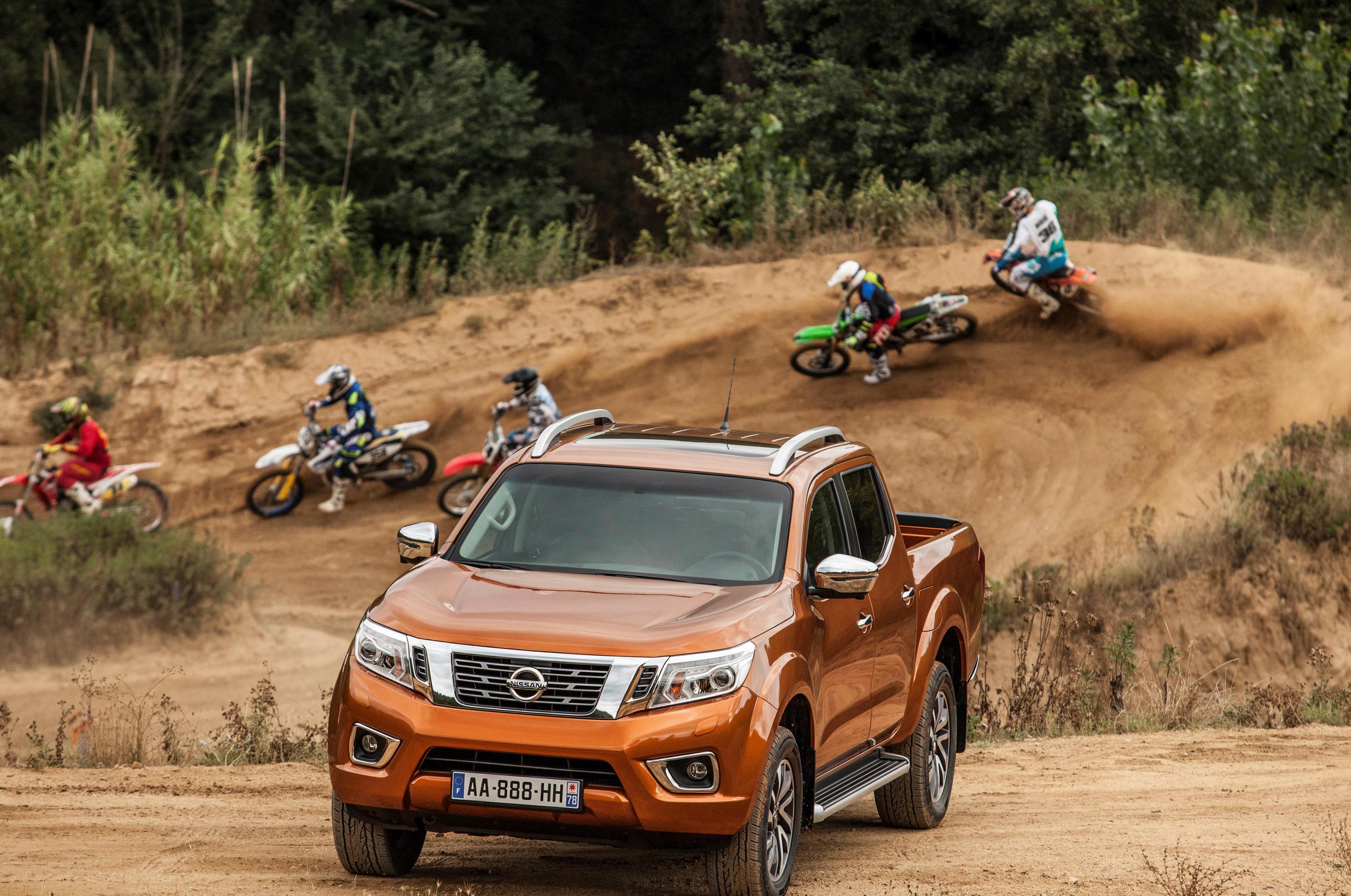 Nissan NP300 Navara Double Cab 2015 pickup