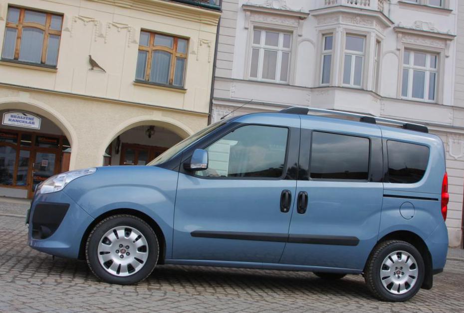 Fiat Doblo Combi 2005 van