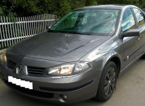 Rear view of Renault Laguna Hatchback 2007