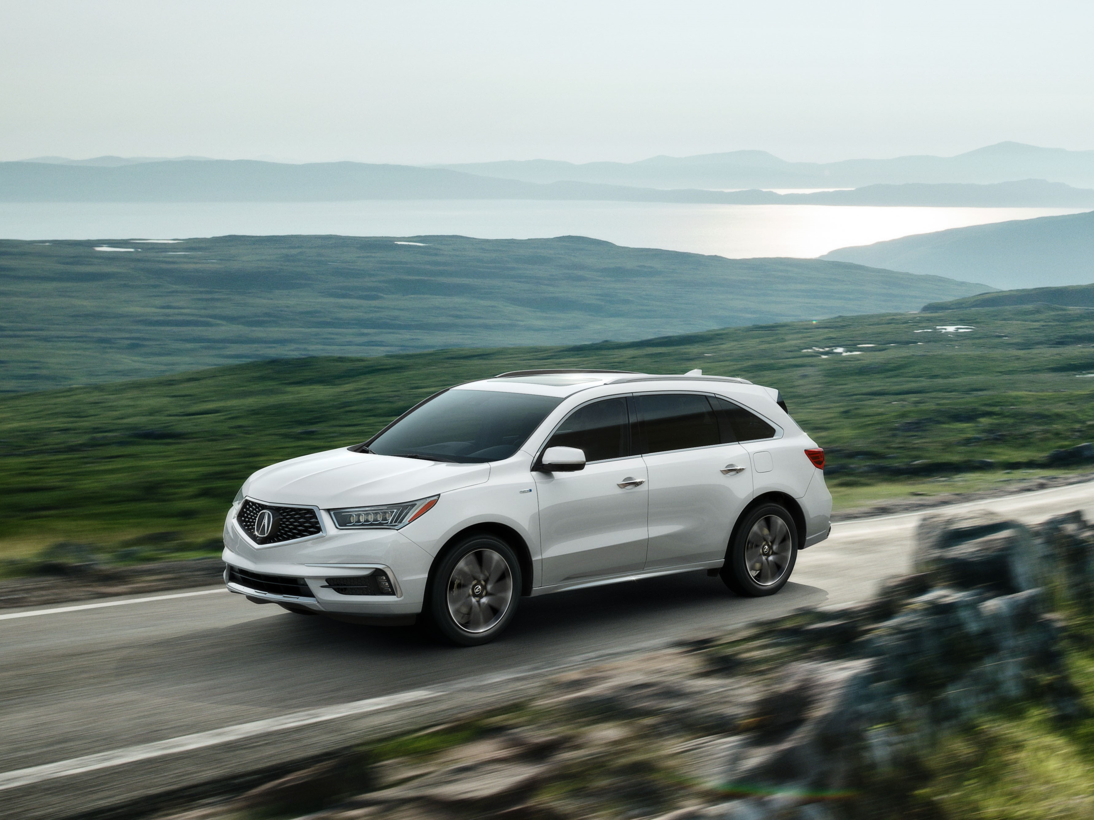 Acura MDX exterior photo