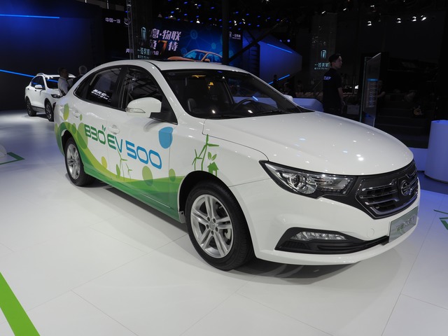 FAW Specifications. Bestune T33, Bestune T99, HongQi E-HS3 and other ...