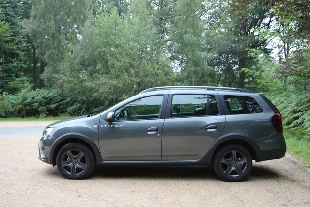 Renault Logan MCV hd photo Renault Logan MCV wagon photo