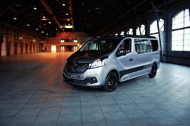 Renault Trafic 4k 2019 Renault Trafic mod photo