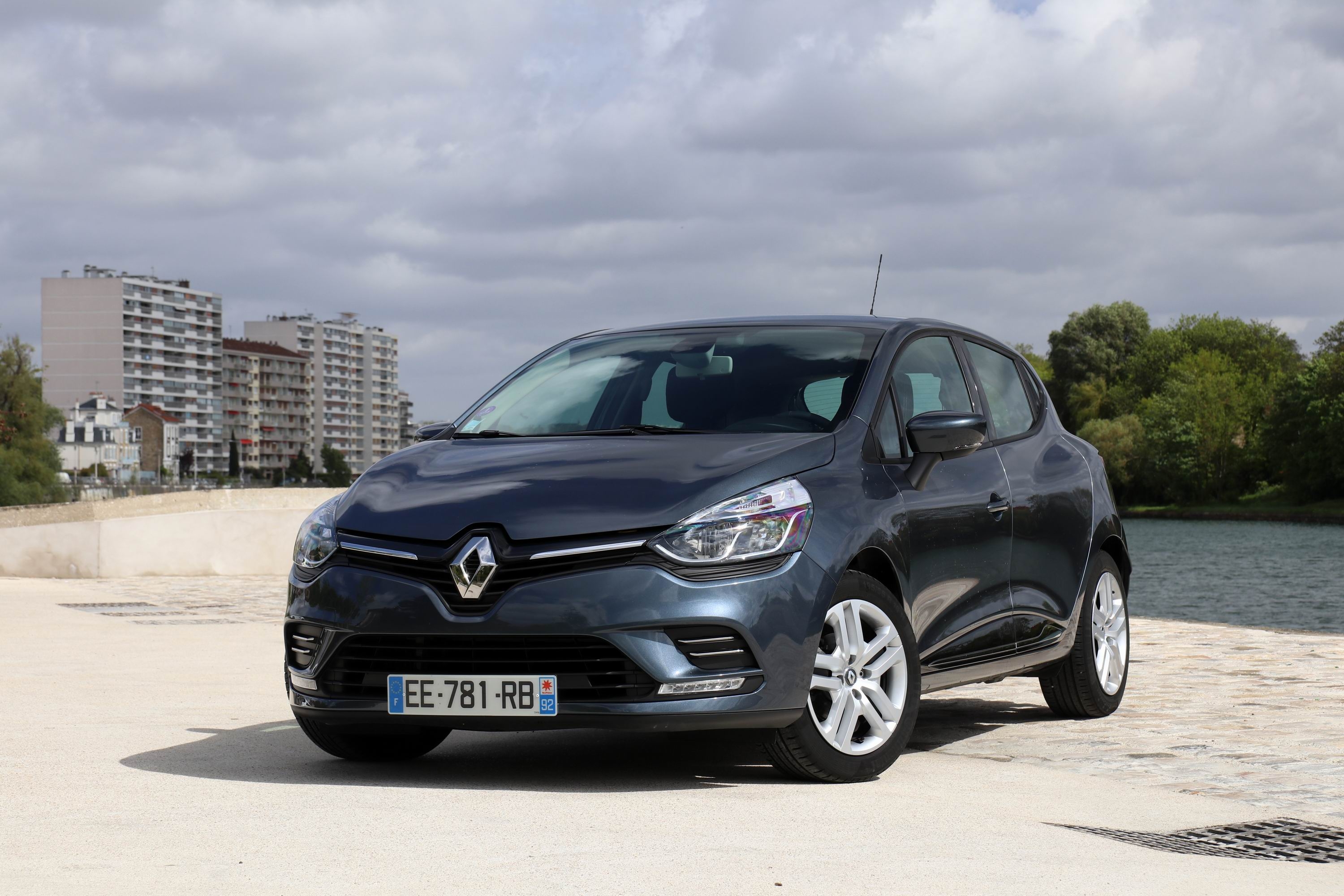 Renault Clio best specifications