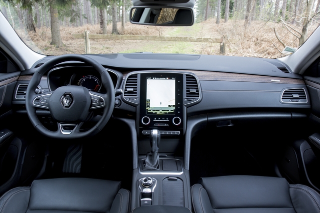 Renault Talisman Estate reviews model Renault Talisman Estate modern restyling