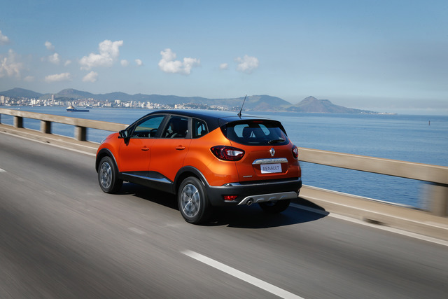 Renault Captur exterior model
