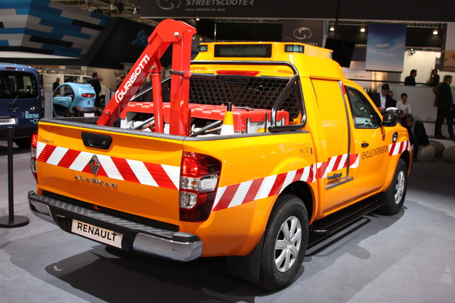 Renault Alaskan pickup model Renault Alaskan interior model