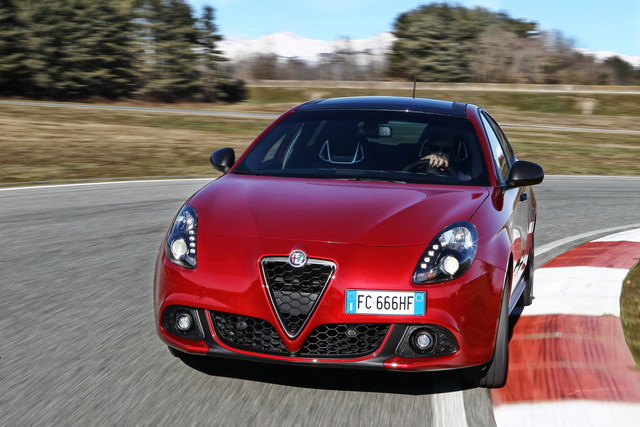Alfa Romeo Giulietta hd specifications Alfa Romeo Giulietta hd 2016