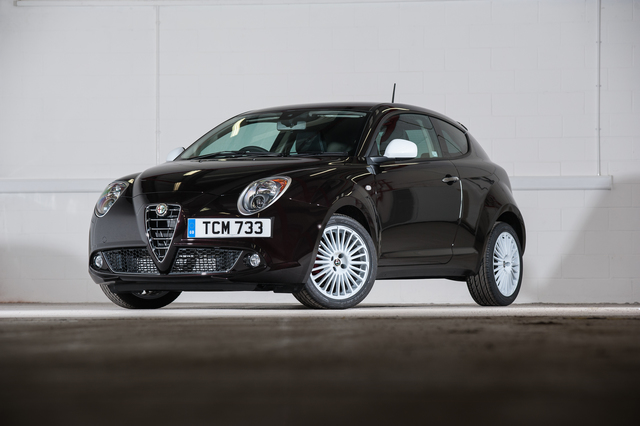 Alfa Romeo MiTo hatchback photo Alfa Romeo MiTo accessories 2018