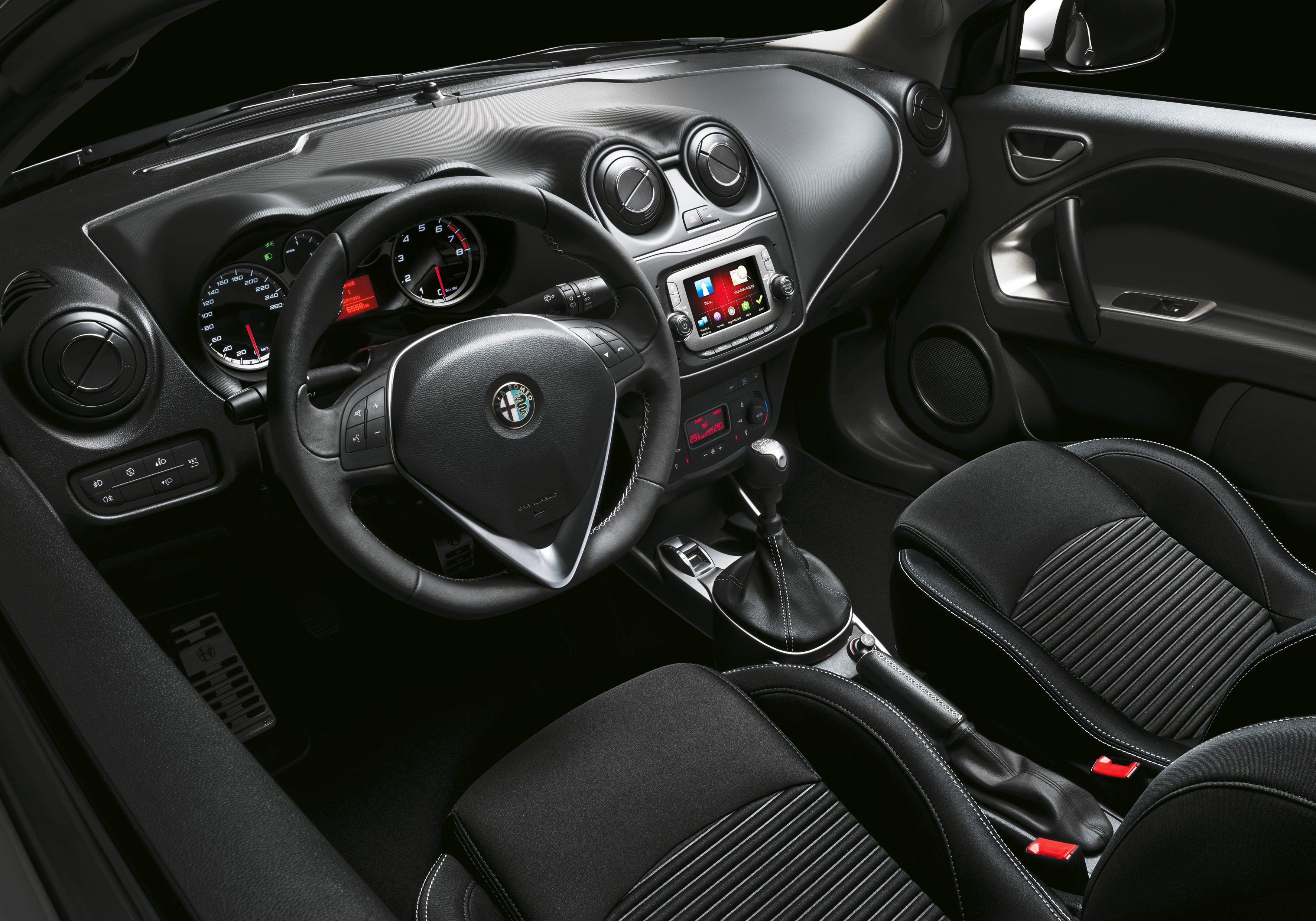 Alfa Romeo MiTo hatchback big