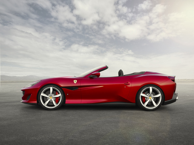 Ferrari Portofino accessories big