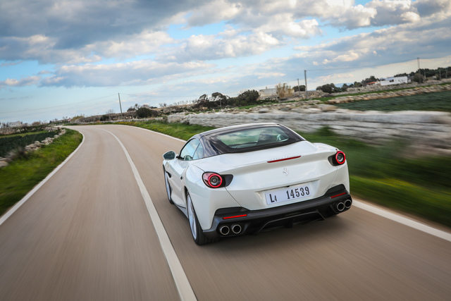 Ferrari Portofino accessories big