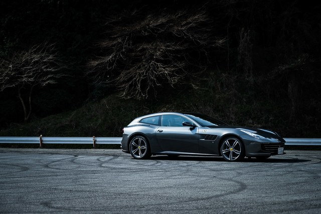 Ferrari GTC4lusso coupe 2016